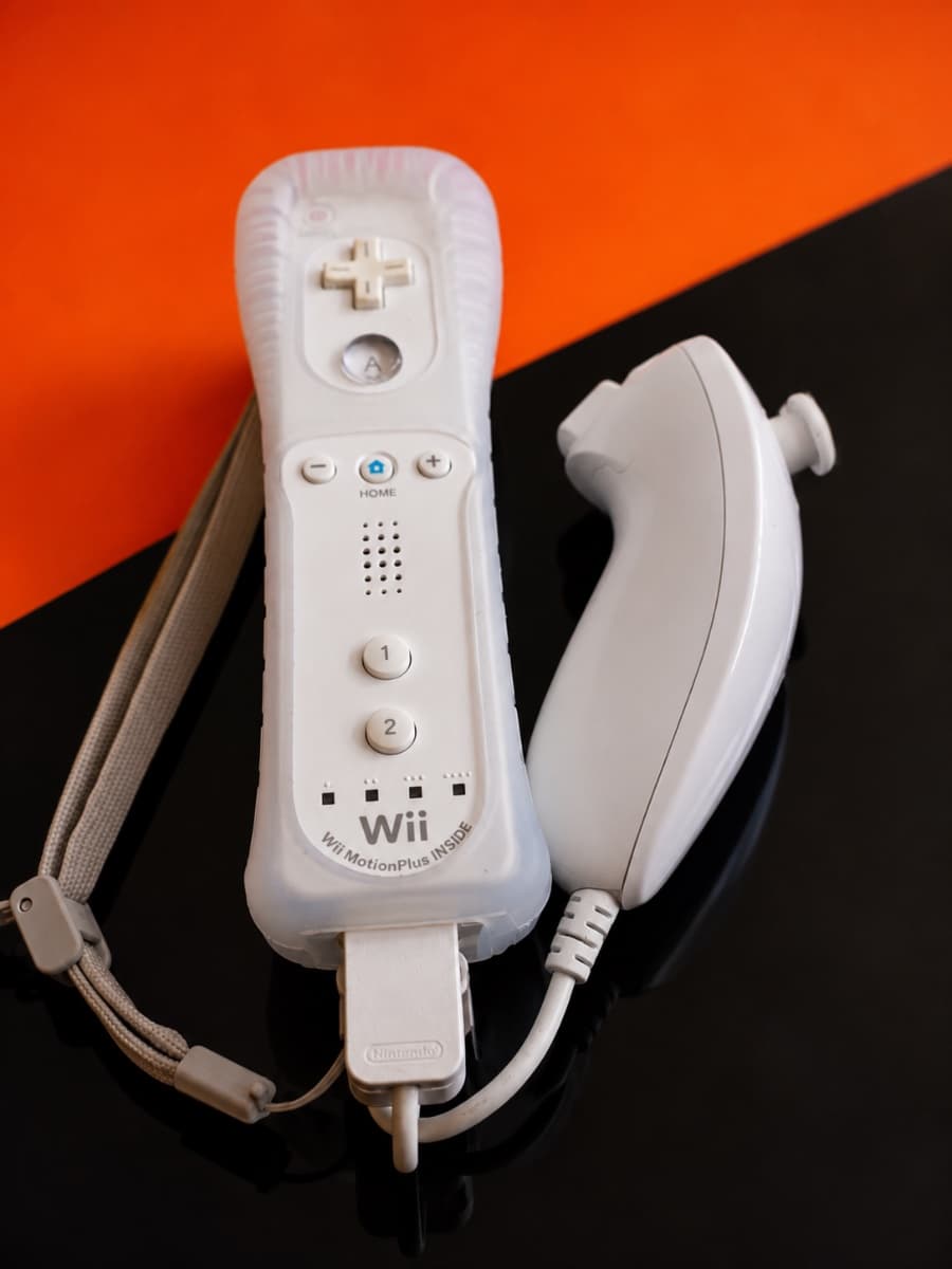 Manette Wii Remote Officielle + Nunchuk - Wii MotionPlus Intégré